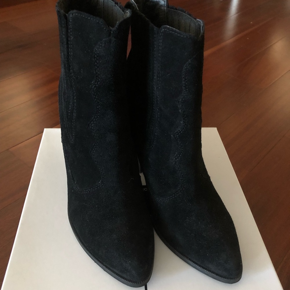 Conway by Dolce Vita